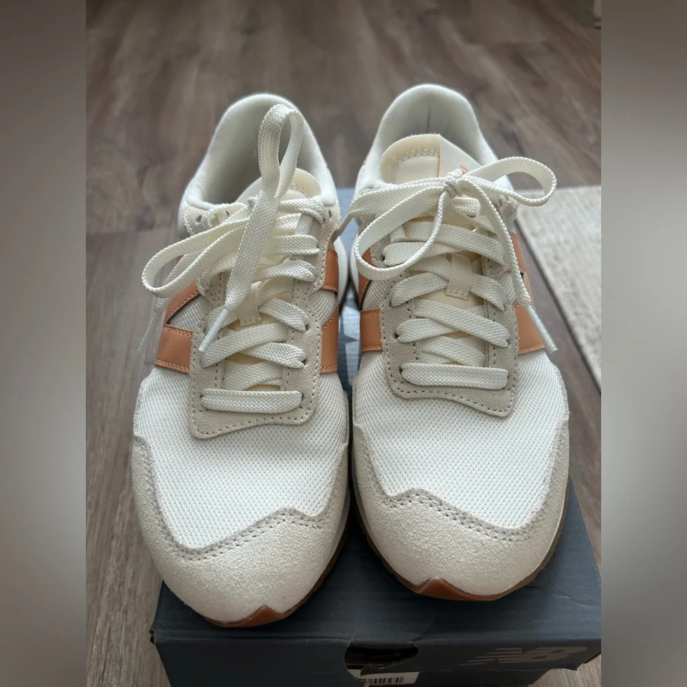 New Balance Beige and Coral Sneakers - Picture 2 of 5